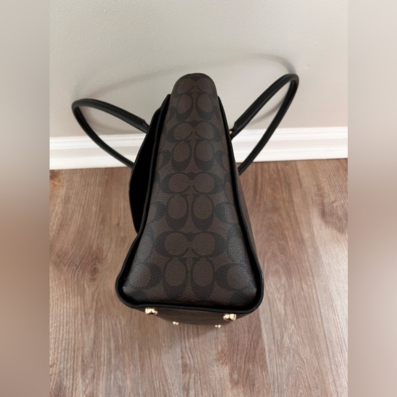 Coach Avary Tote In Signature Canvas  Handbag - Picture 6 of 15